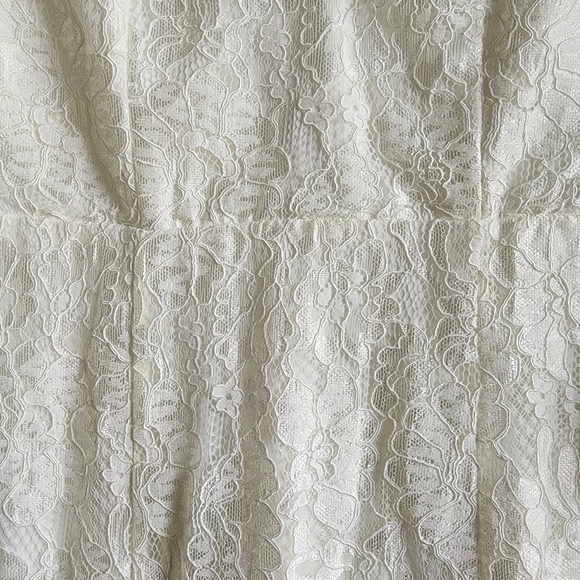 Lulu's Normani White Lace Sleeveless Sheath Dress, Sz M - Picture 4 of 15